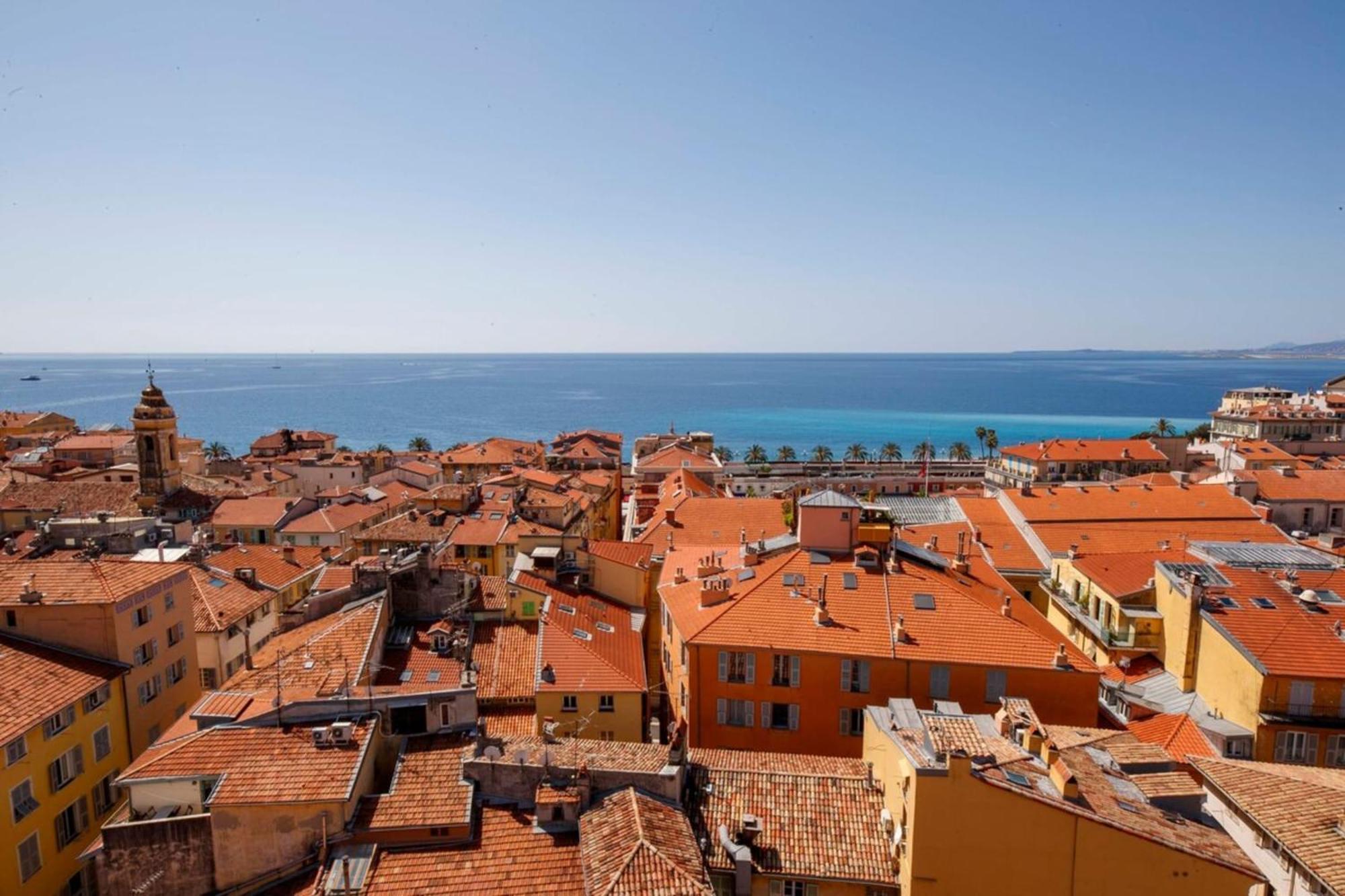 Appartement Cœur Du Vieux Nice: Bel Moderne Rénové
