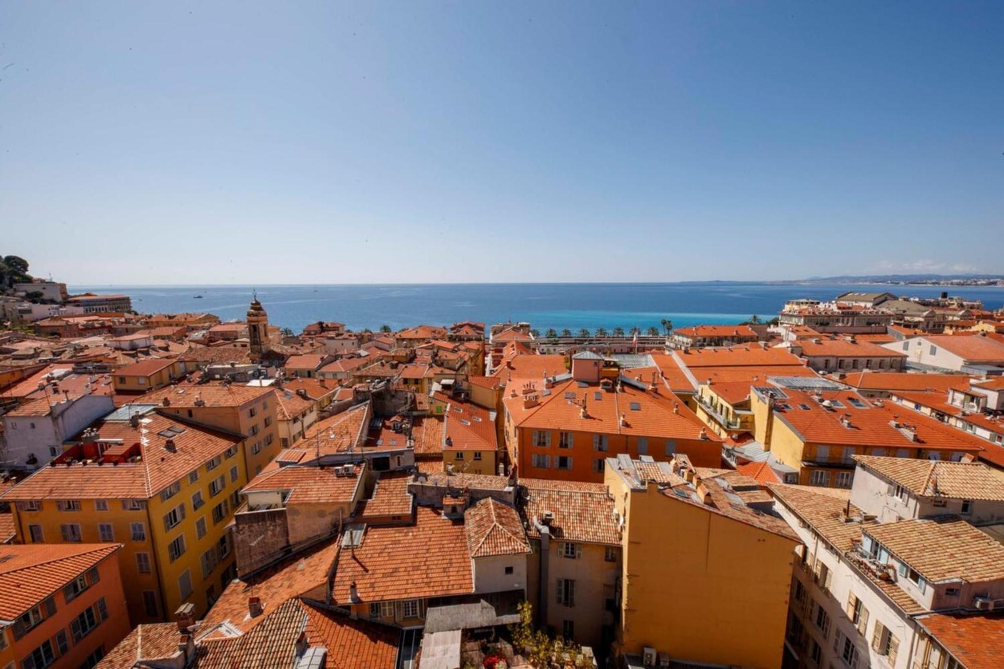 Cœur Du Vieux Nice: Bel Moderne Rénové *